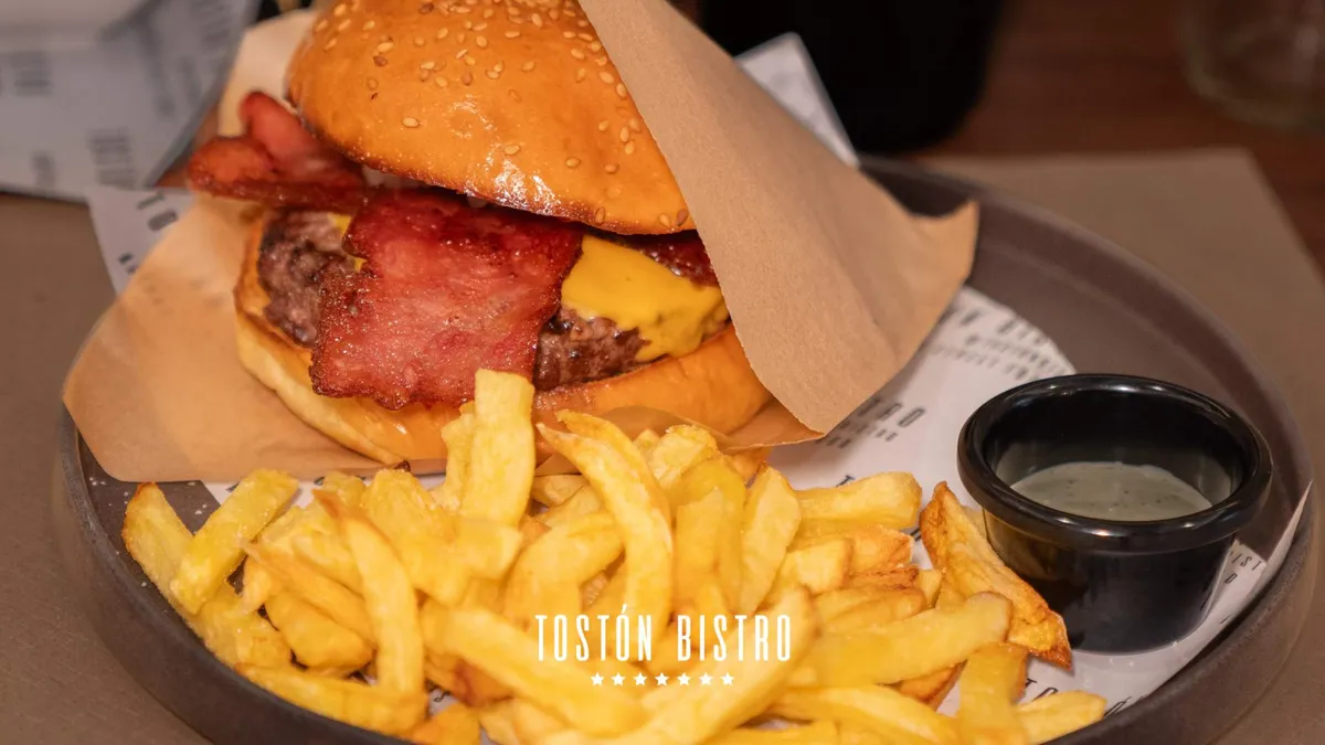 Fusión Caribeño-Americana: Cuando el Sabor Rompe Fronteras