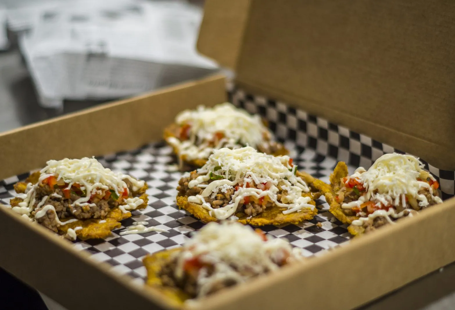 Caja de tostones para compartir